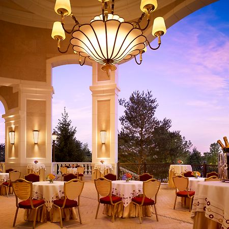 Encore Boston Harbor Everett Exterior photo The Terrace
