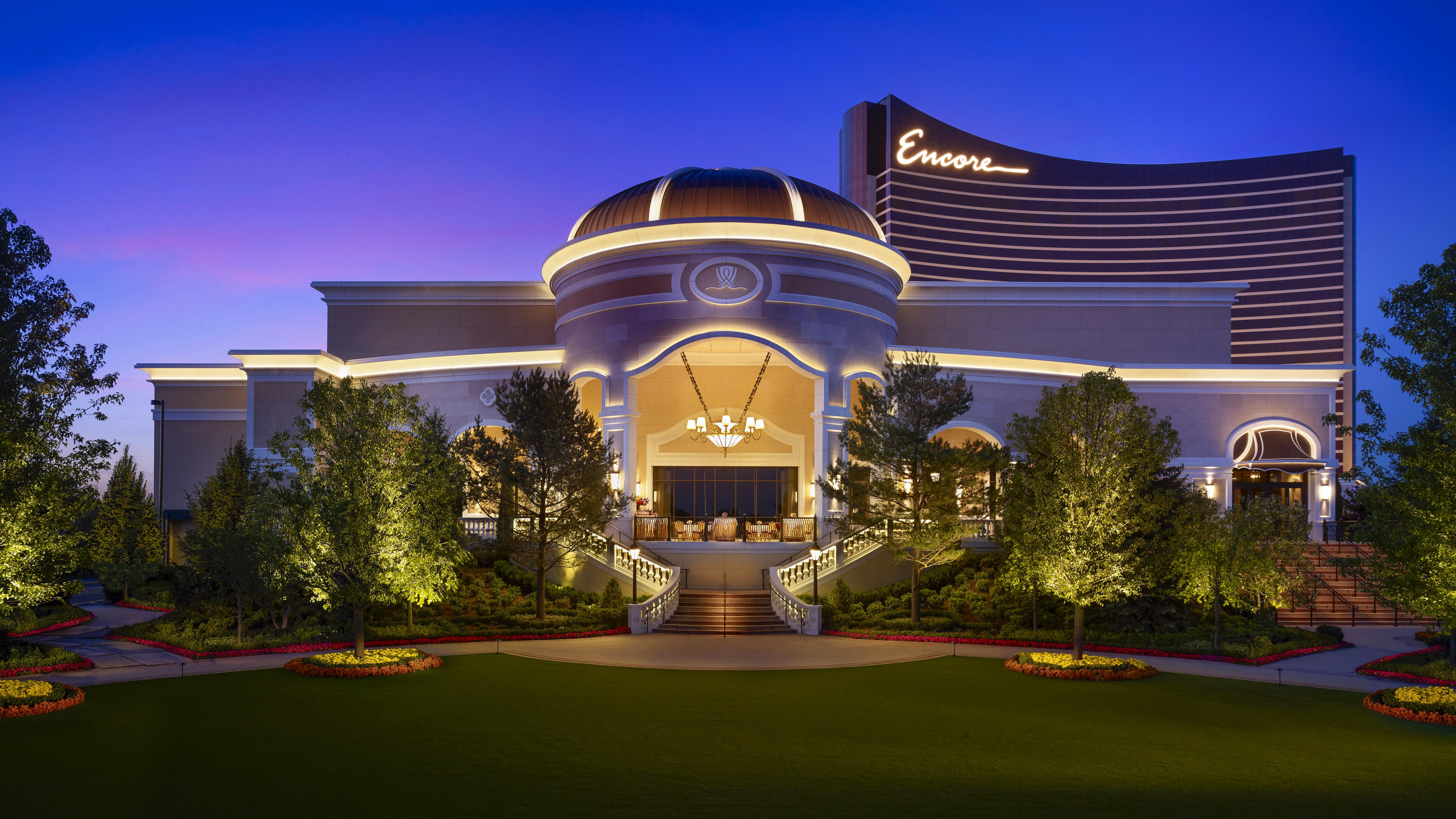 Encore Boston Harbor Everett Exterior photo Encore at Wynn Las Vegas